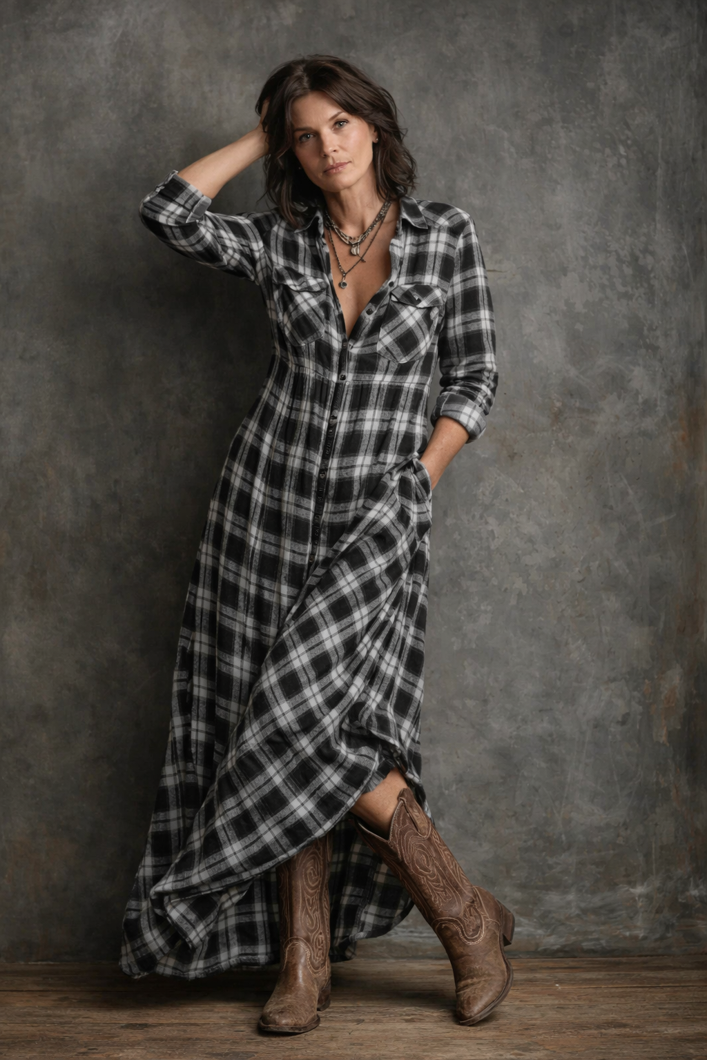 Robe longue à carreaux avec boutons sur le devant
