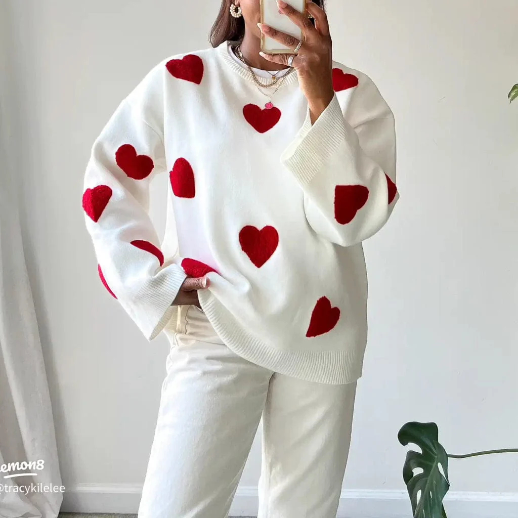 Pull à col rond avec imprimé cœur confortable pour femmes