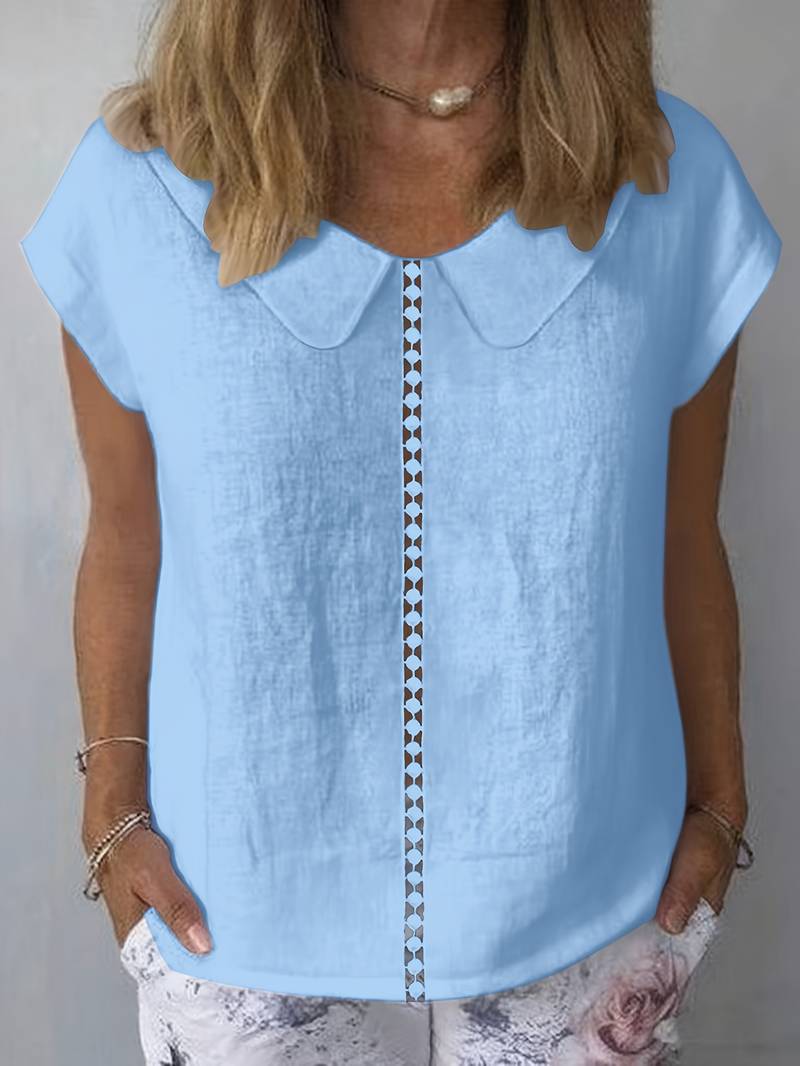 Pull en tricot à manches courtes avec col orné de dentelle