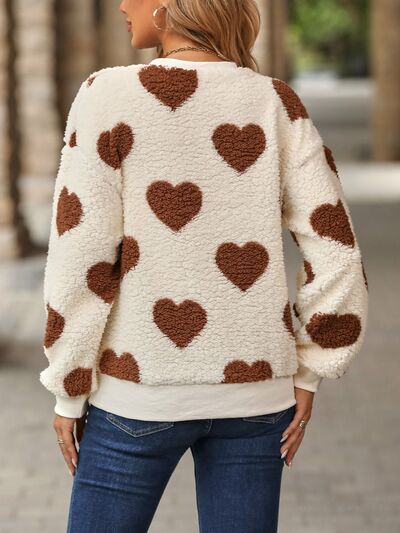 Pull-over tricoté motif cœur douillet