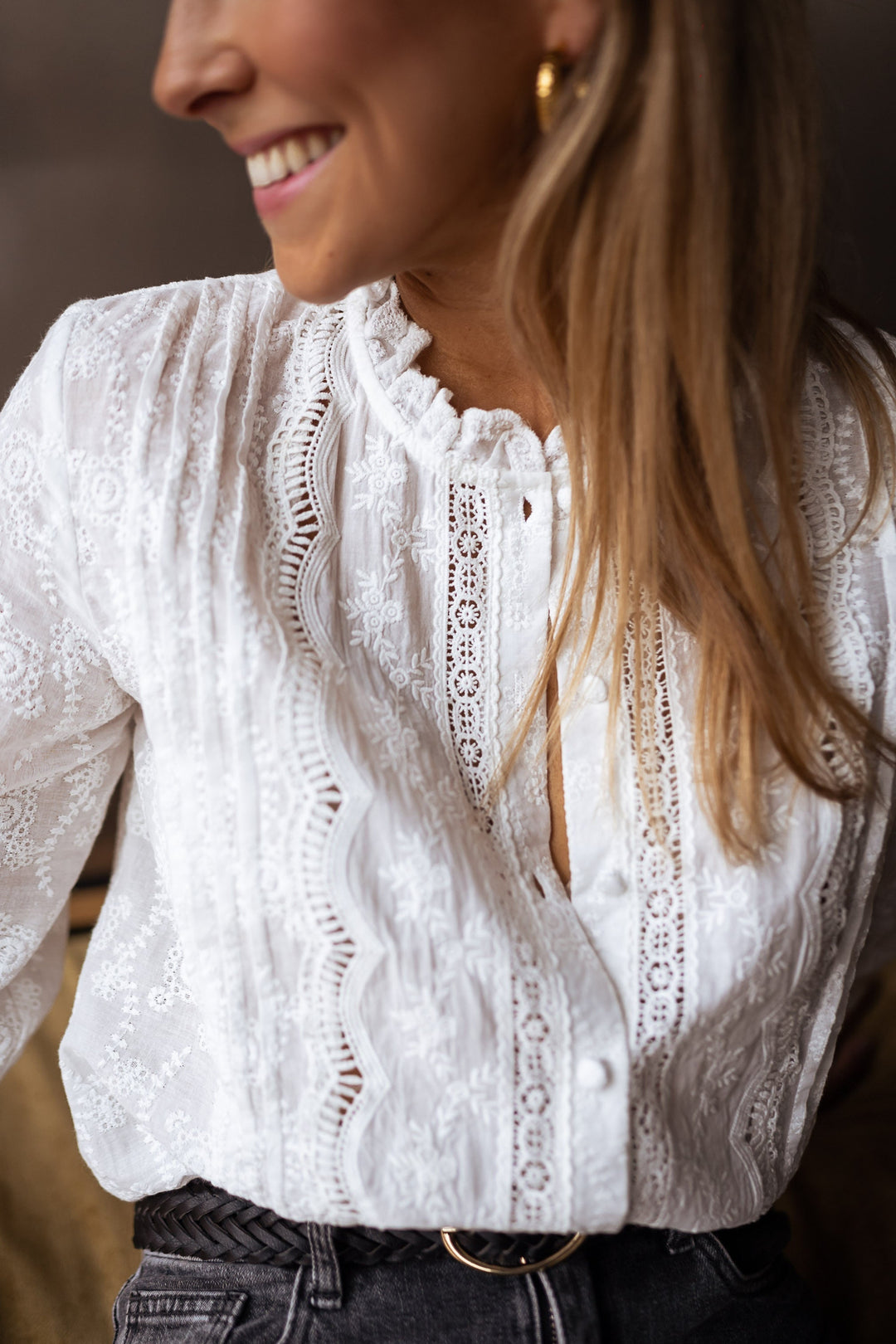 Chemise à boutons brodée style décontracté chic