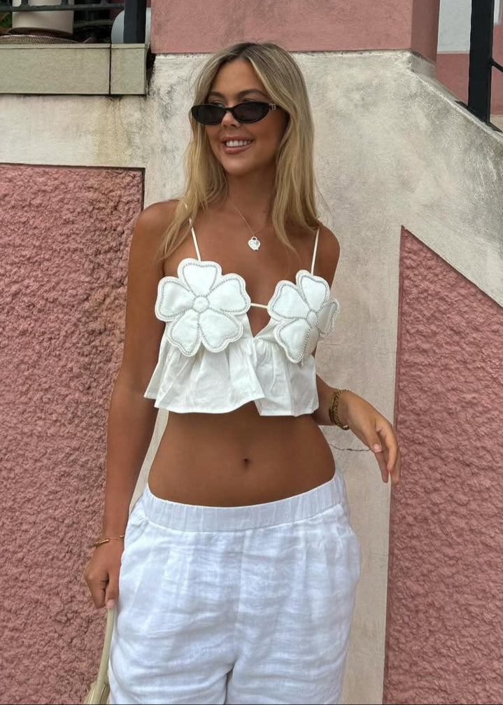 Blouse blanche à manches volantées pour femmes