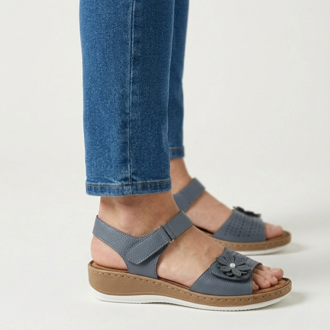 Sandales confortables pour femmes avec détails floraux
