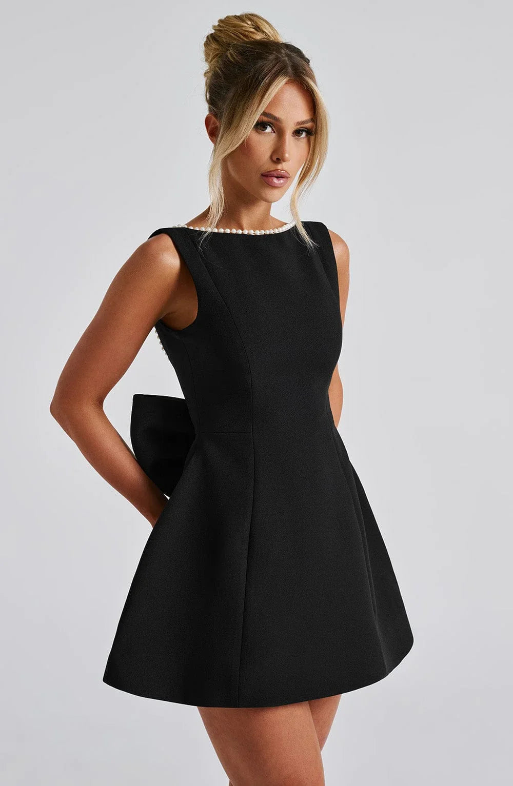 Robe de cocktail pour femme à dos noué
