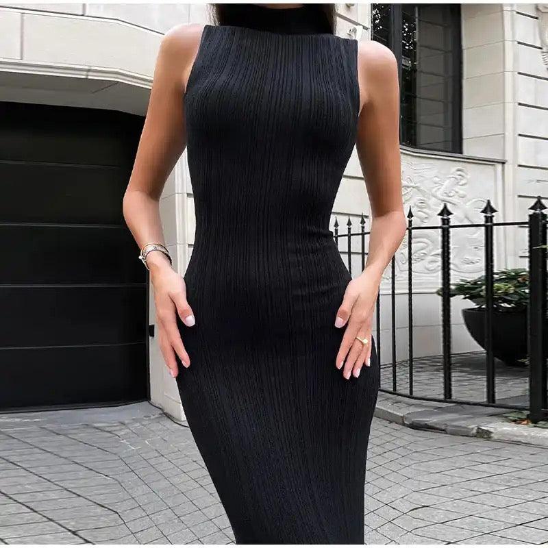 Robe midi sans manches en maille côtelée douce pour femme