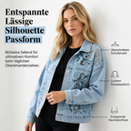 Veste en jean femme ample portée avec tenue décontractée