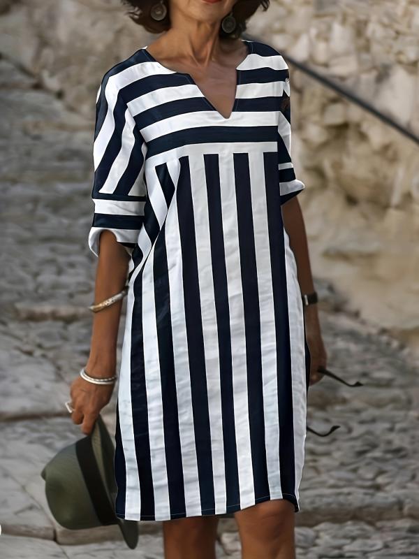 Robe à manches mi-longues rayée