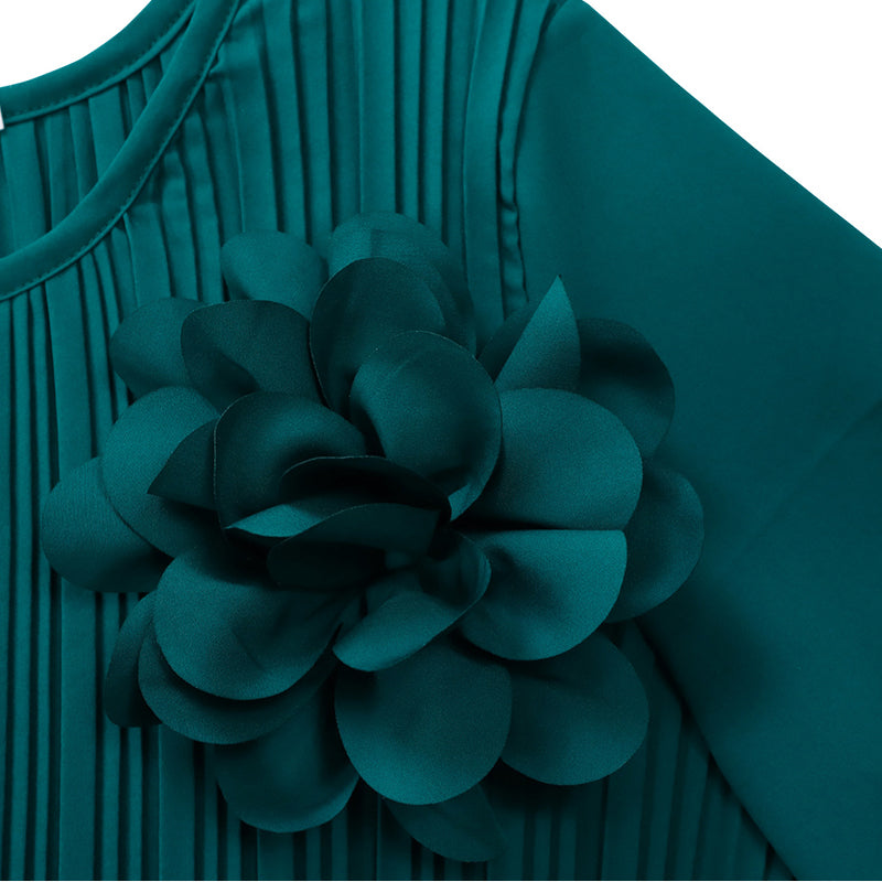 Robe midi plissée avec ceinture à la taille