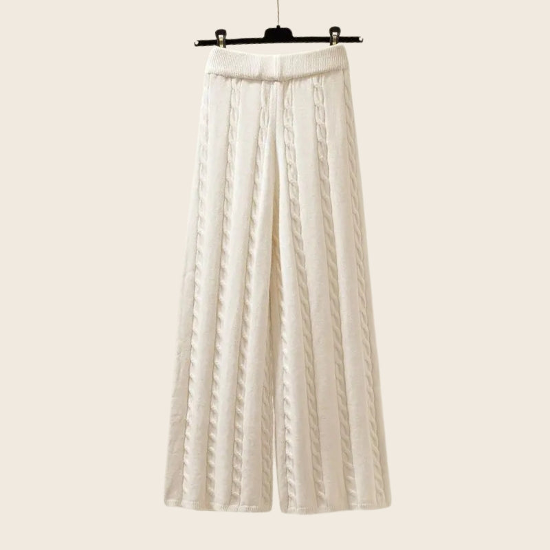 Ensemble élégant en tricot deux pièces