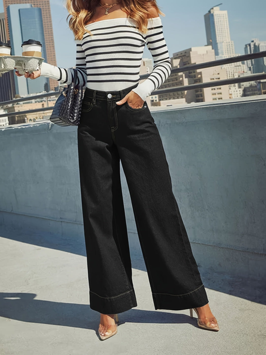 Jean en denim extensible taille haute à jambes larges avec ourlet retourné