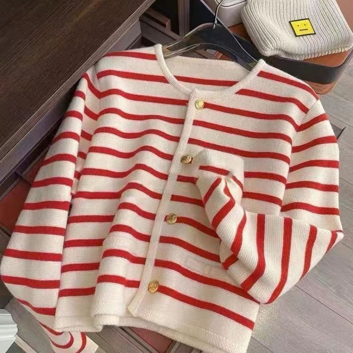 Pull en tricot rayé confortable pour les superpositions d'automne