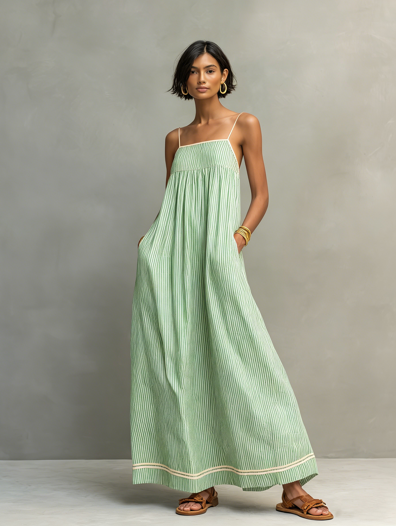 Robe Maxi à bretelles spaghetti rayée