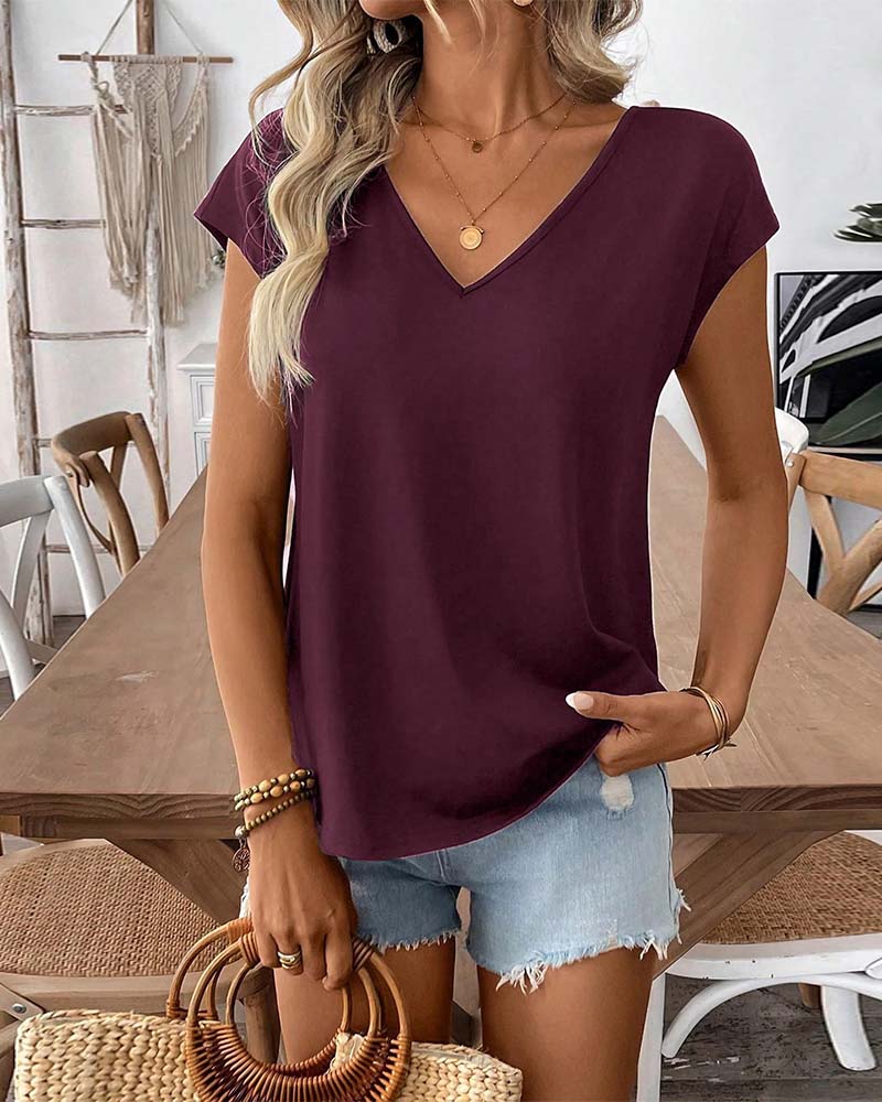 Tissu uni du t-shirt femme avec finition soignée