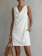 Robe en coton sans manches à col drapé