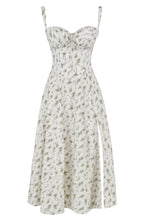Robe moulante bustier à fleurs et taille découverte