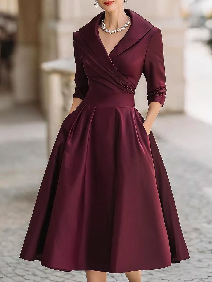 Robe midi en satin vintage avec col drapé