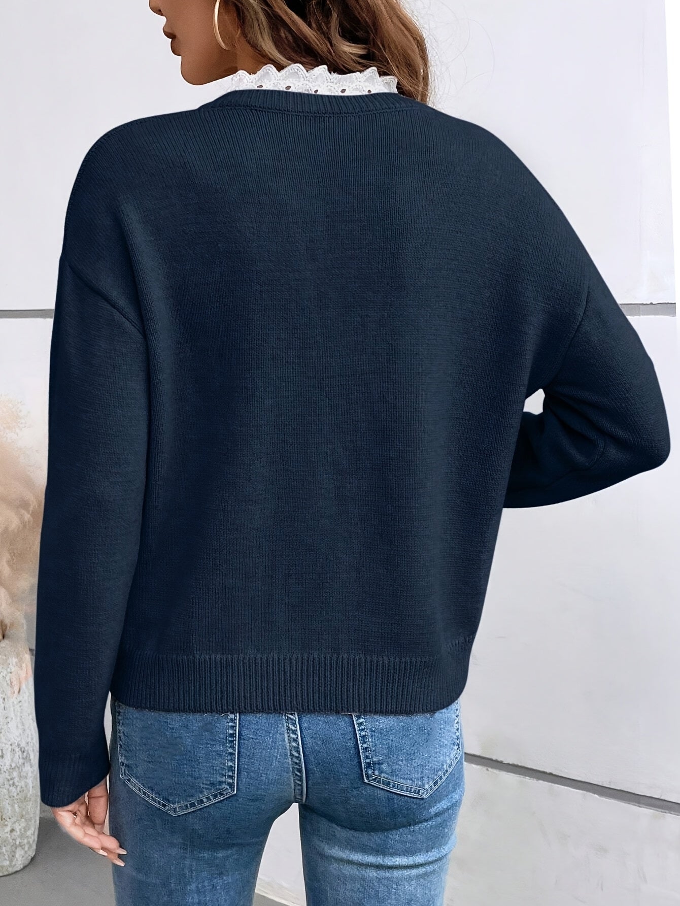 Blouse élégante pour femmes avec bordure en dentelle