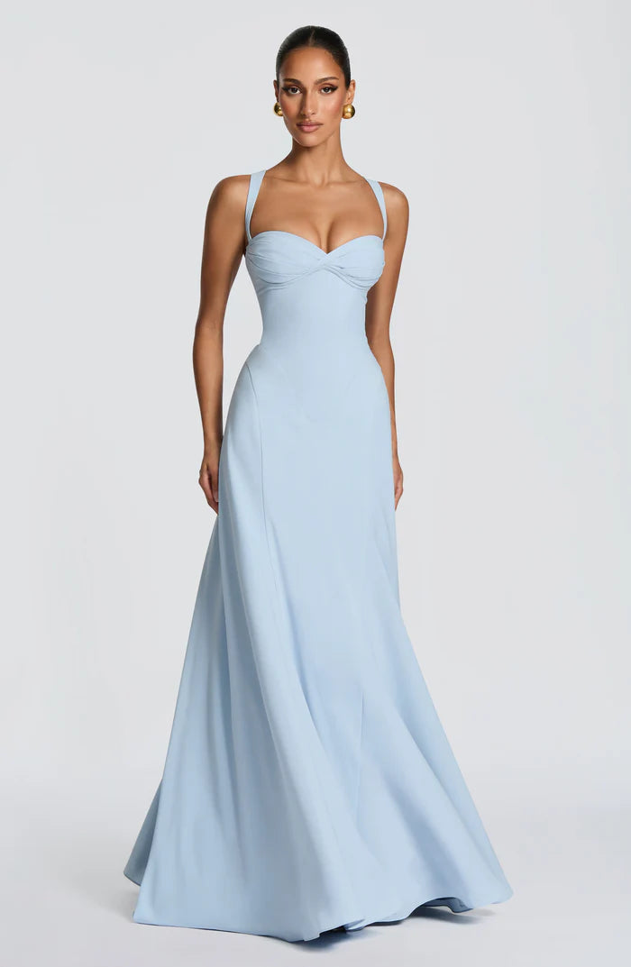 Robe maxi sans manches style Rihanna