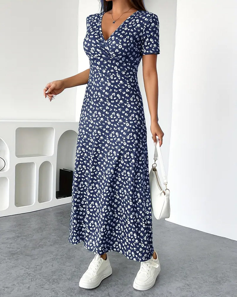 Robe moulante imprimée élégante