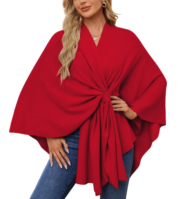 Poncho châle doux et élégant pour des couches confortables et chics