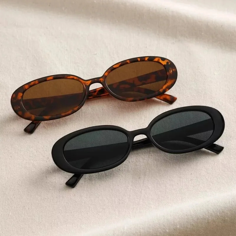 Lunettes de soleil à verres clairs rétro style vintage inspiré