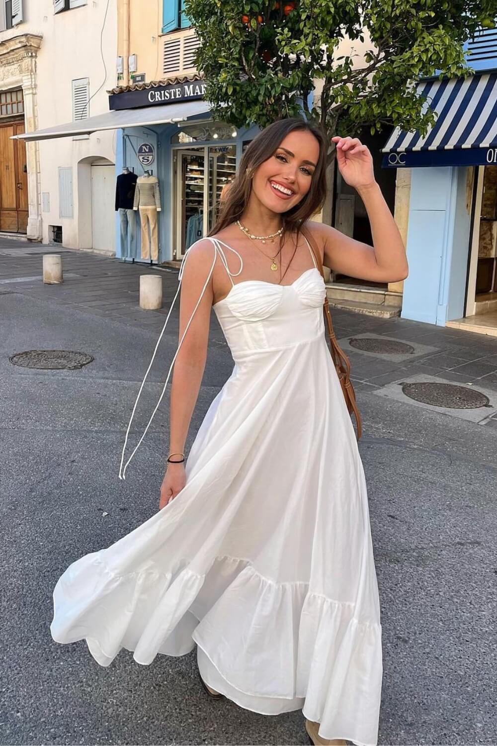 Robe longue blanche en polyester longueur cheville