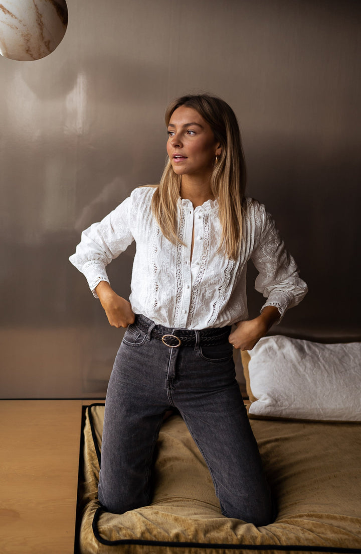 Chemise à boutons brodée style décontracté chic