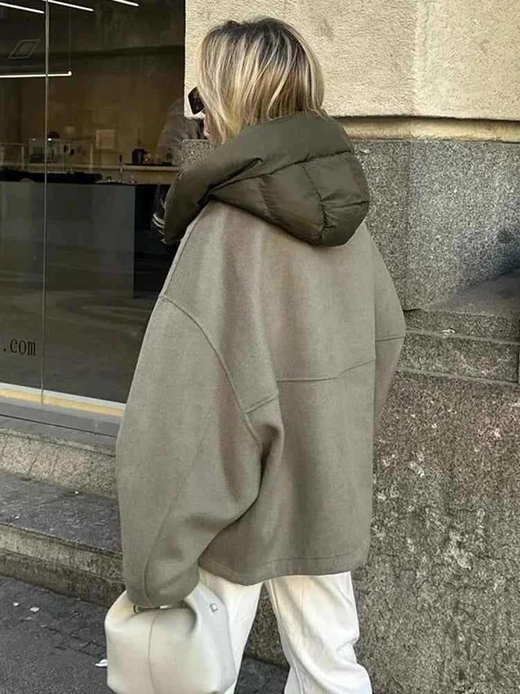Veste matelassée à capuche surdimensionnée et confortable