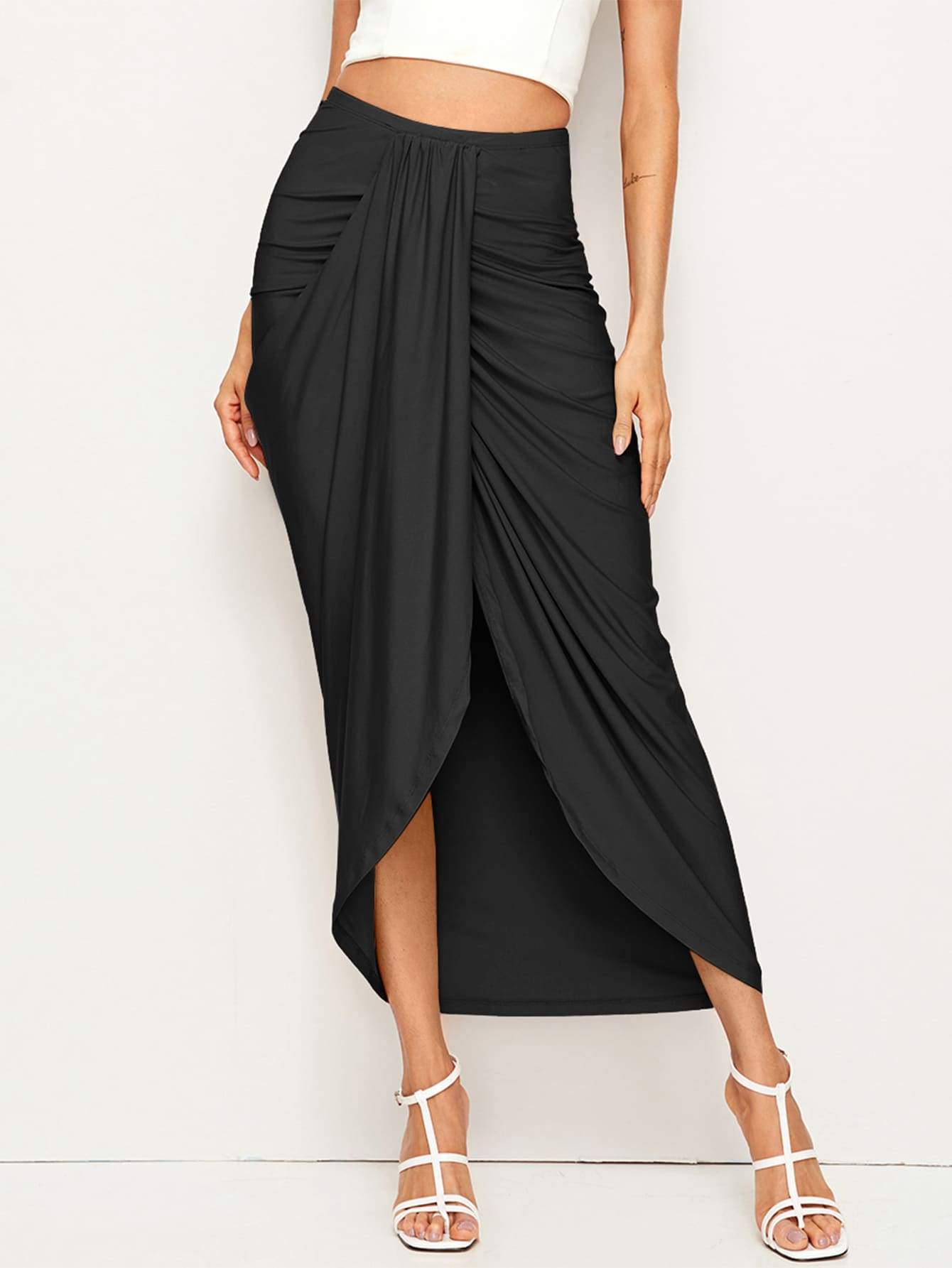 Jupe mi-longue drapée taille haute