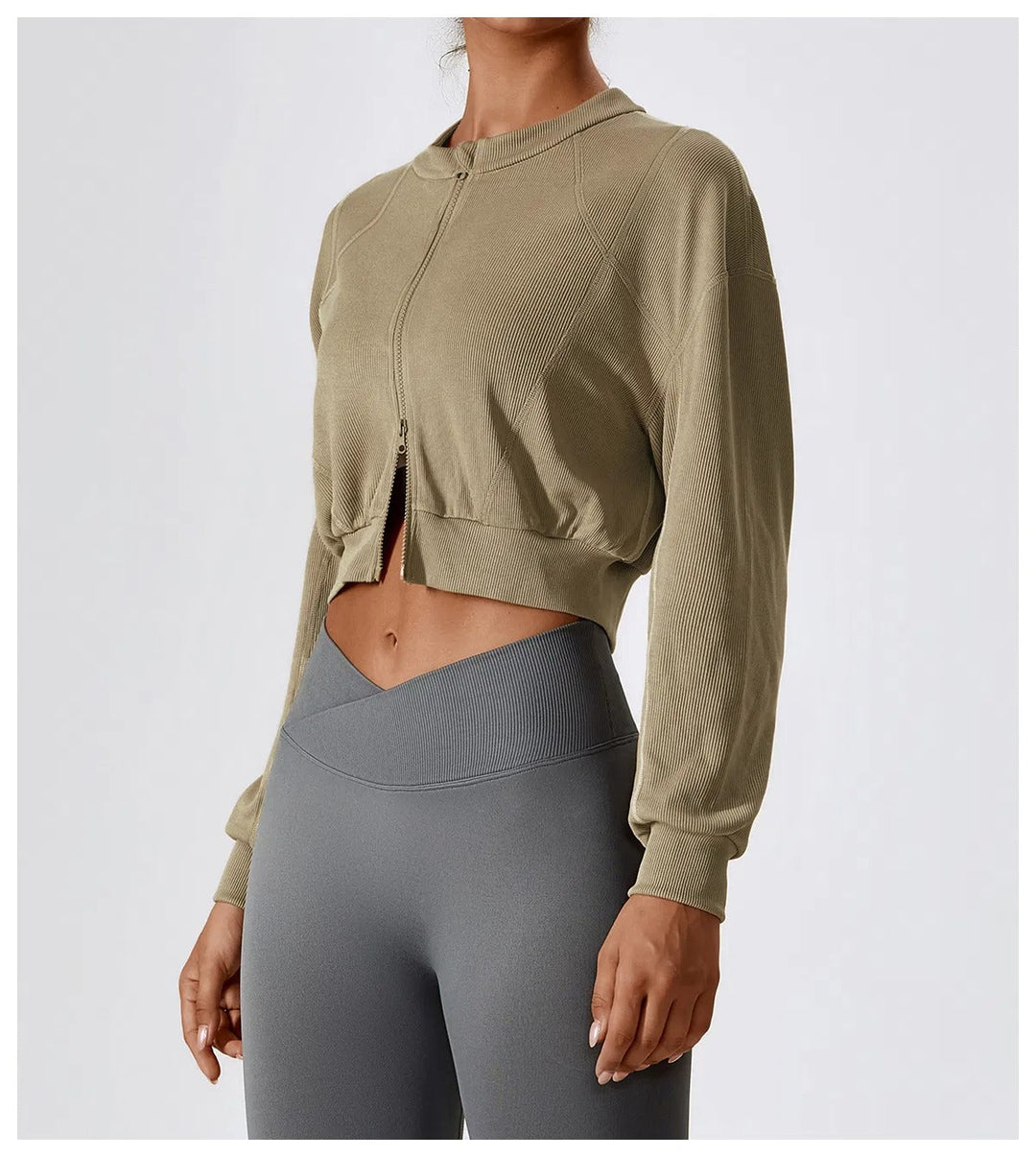 Sweat-shirt court côtelé zippé douillet