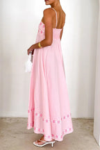 Robe longue à bretelles spaghetti brodée de fleurs