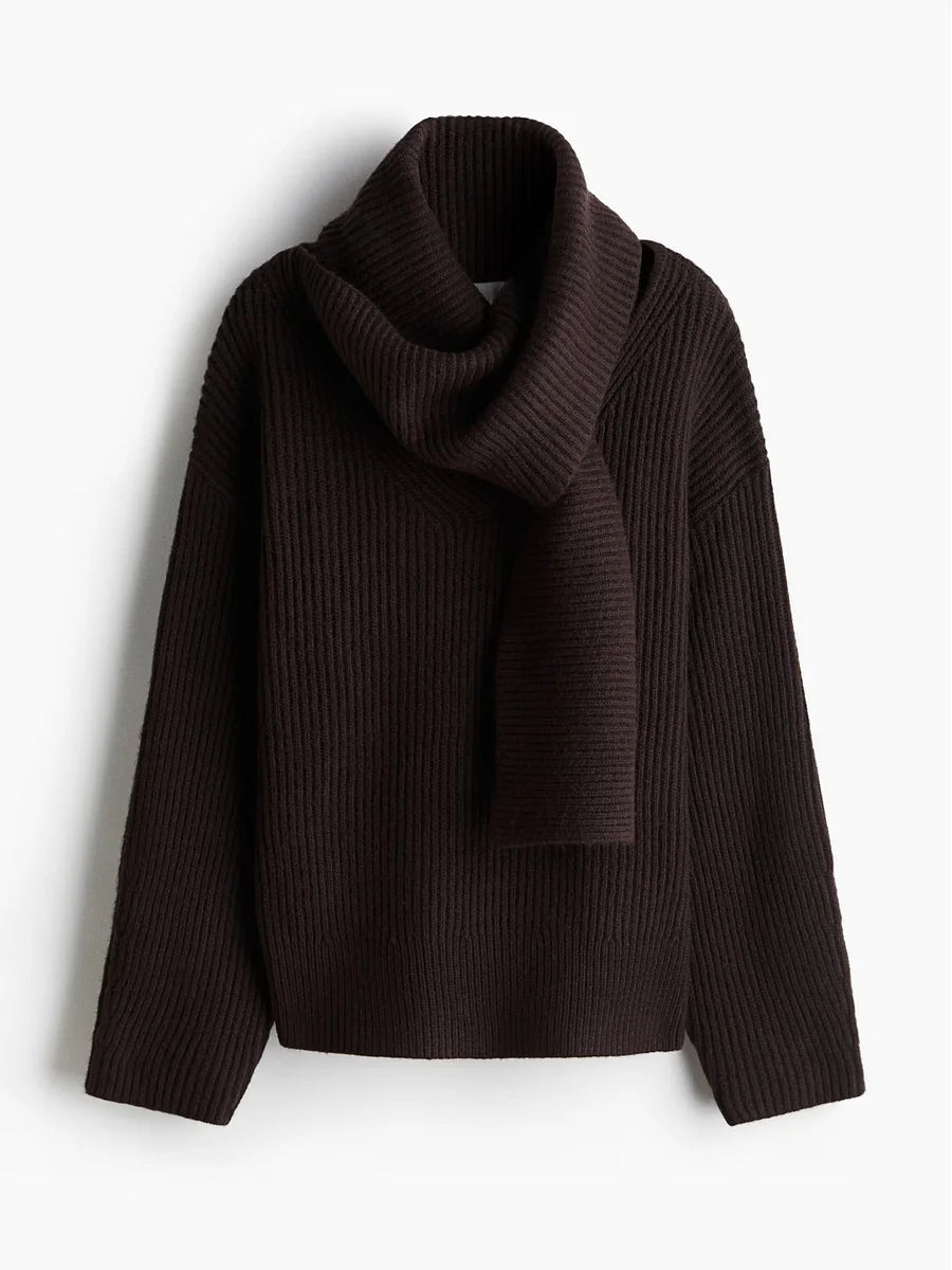 Pull côtelé marron chocolat avec écharpe intégrée