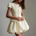 Ensemble deux pièces chemise à manches bouffantes et jupe bulle