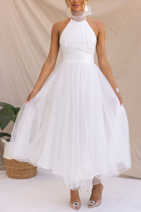 Robe longue en tulle à col licou avec détails froncés