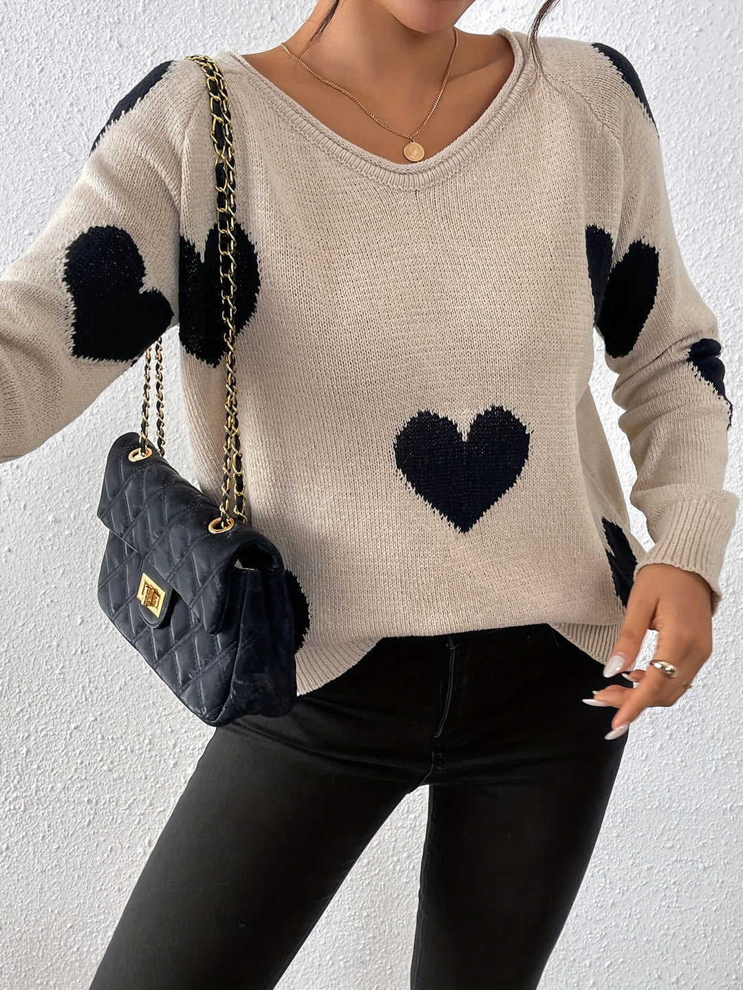Pull confortable à motif cœur pour un style hivernal romantique