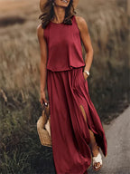 Robe maxi unie femme coupe fluide présentée sur fond neutre