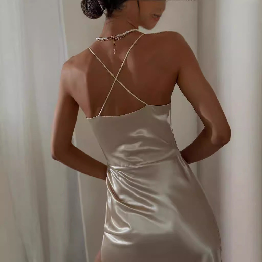 Robe Cocktail Luxueuse en Satin pour Femme avec Fente Latérale Drapée