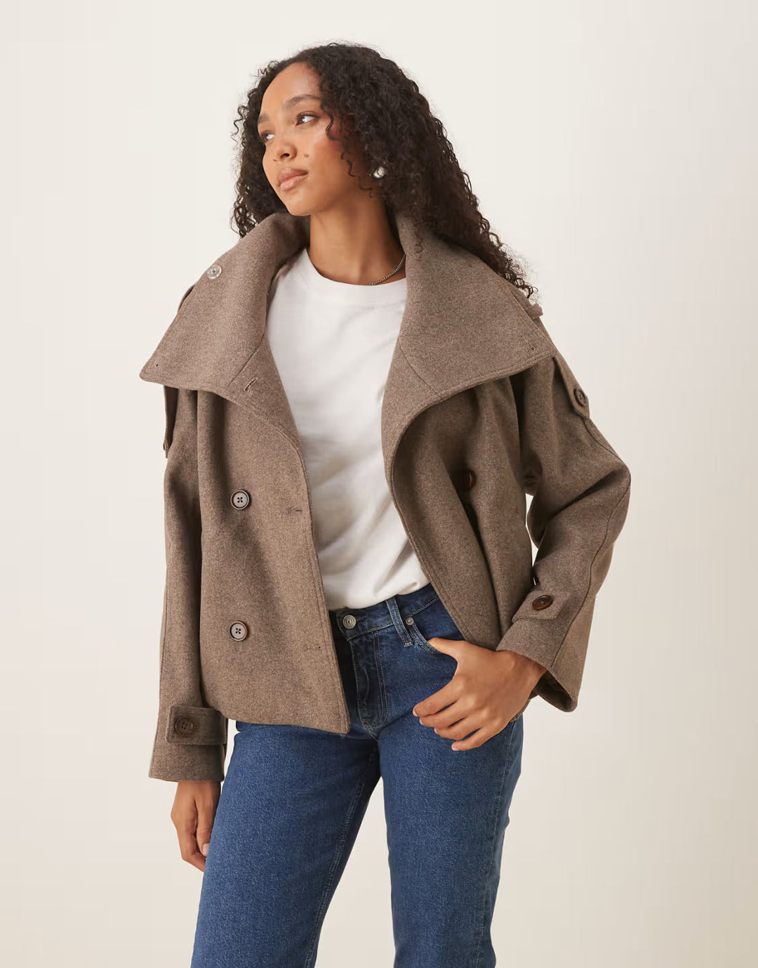 Manteau caban chic en laine pour l'automne