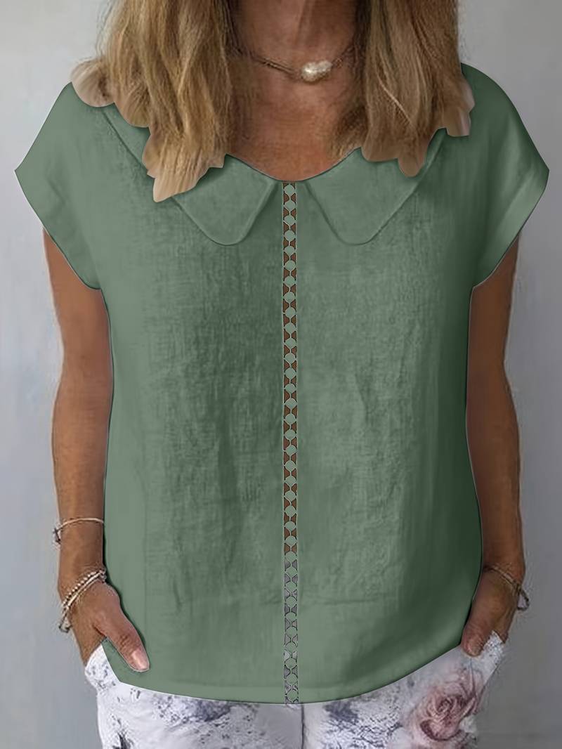 Pull en tricot à manches courtes avec col orné de dentelle