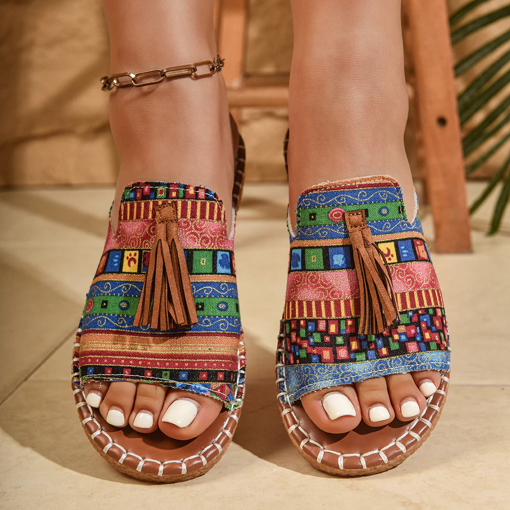 Sandales bohémiennes à pompons pour femmes
