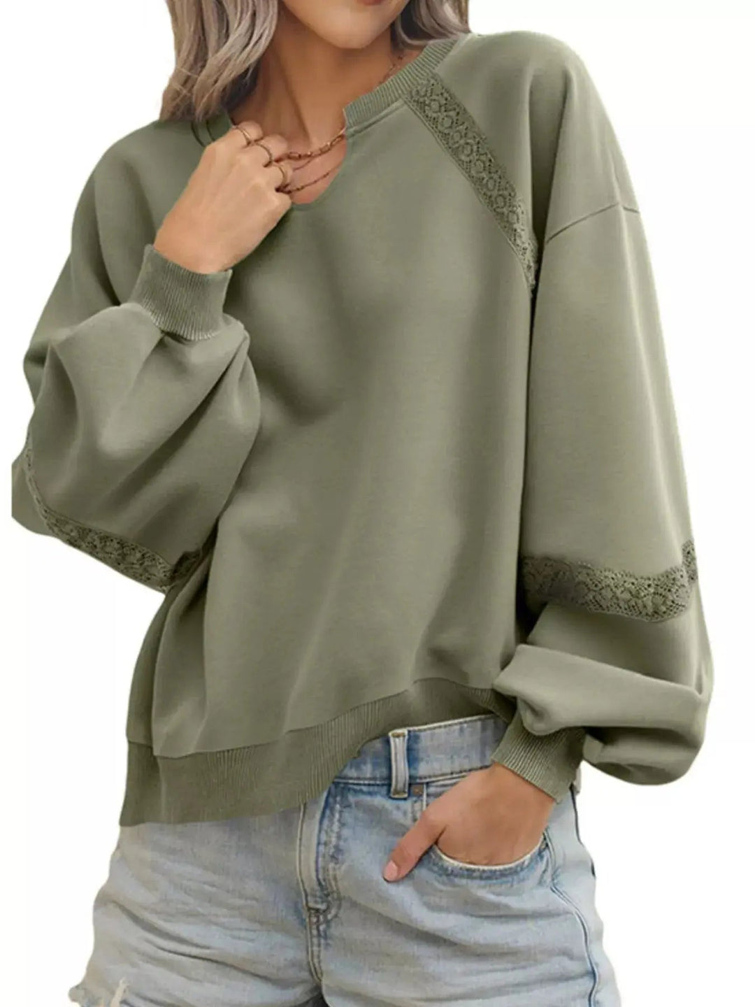 Sweatshirt Douillet à Détails en Dentelle pour un Look Chic Décontracté