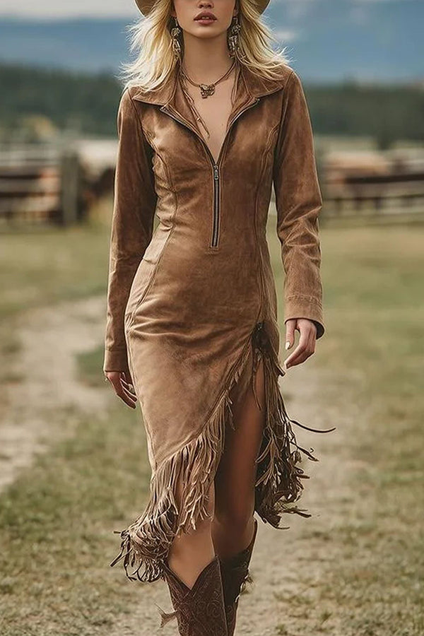 Robe midi ajustée en daim avec ourlet à pampilles