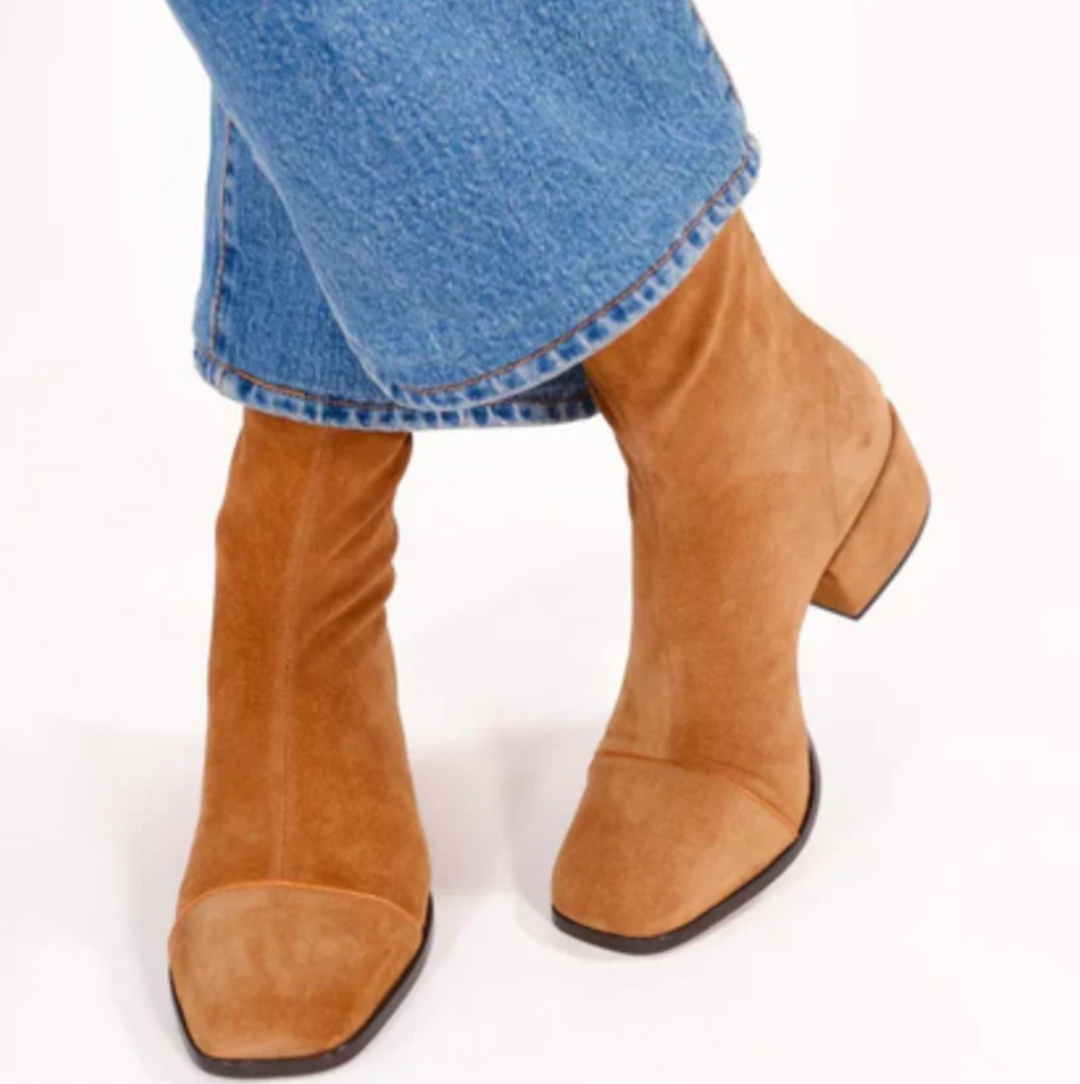 Bottes à talons élégantes