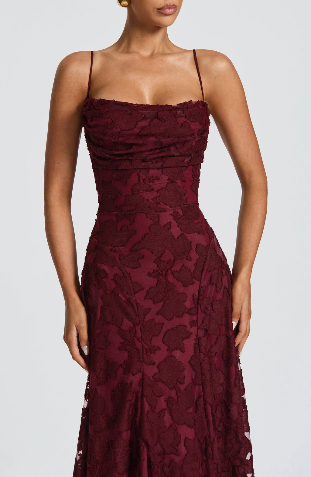 Robe Maxi Louise sans manches avec silhouette fluide