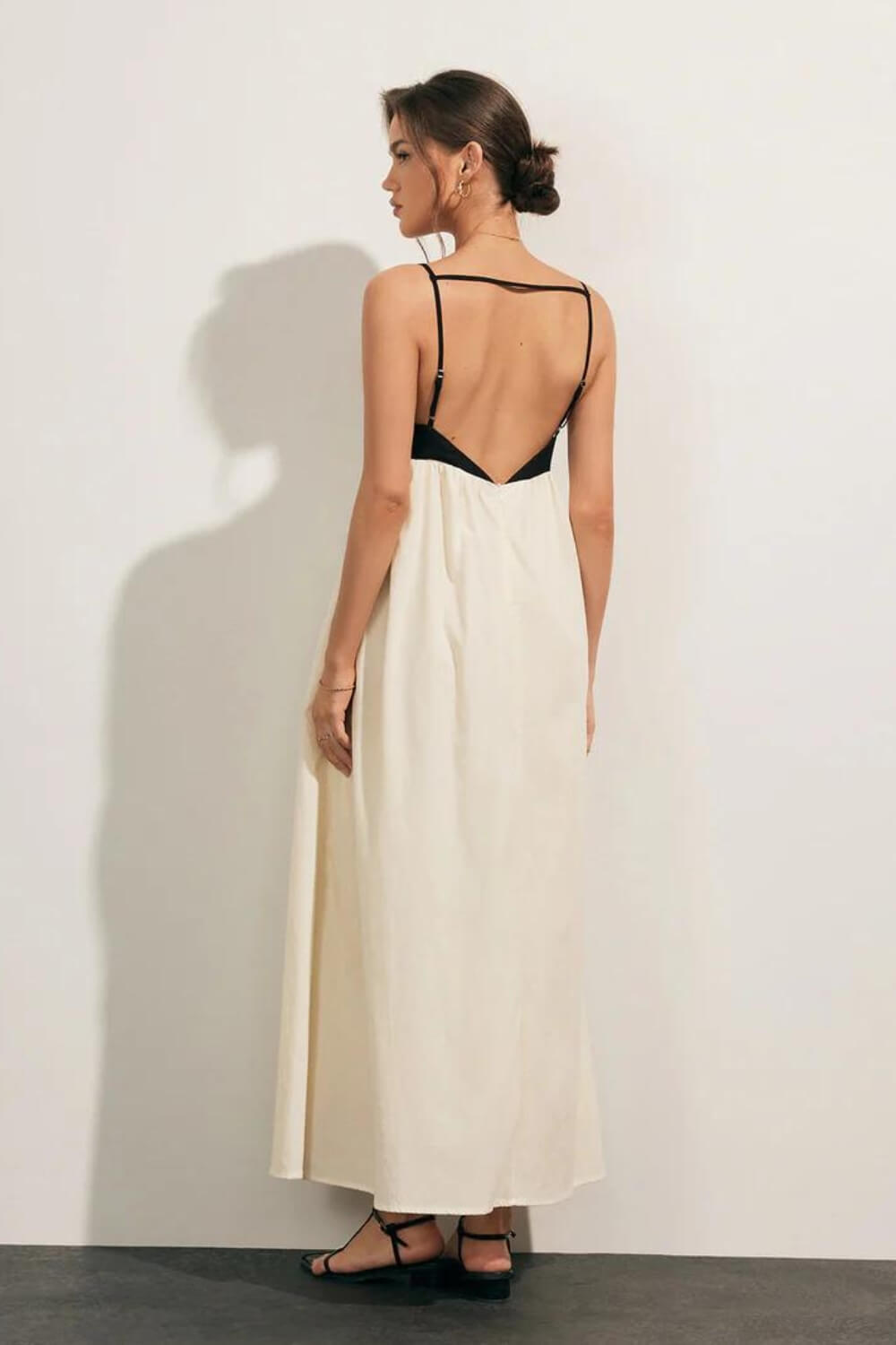 Robe midi ample en mélange lin et coton noir et blanc