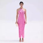 Robe longue élégante pour femme avec col sophistiqué et fente