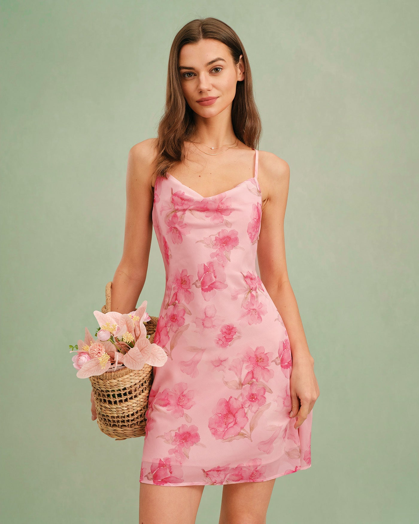 Robe mini nuisette rose à col bénitier et imprimé floral