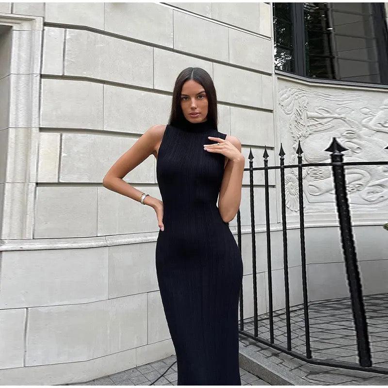 Robe midi sans manches en maille côtelée douce pour femme