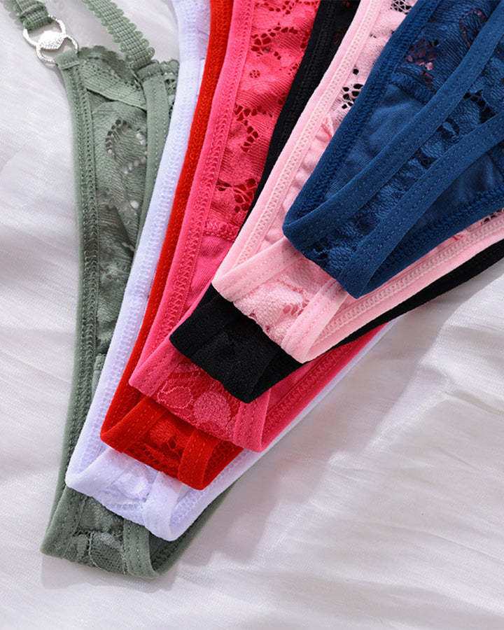 String sexy en dentelle avec nœud