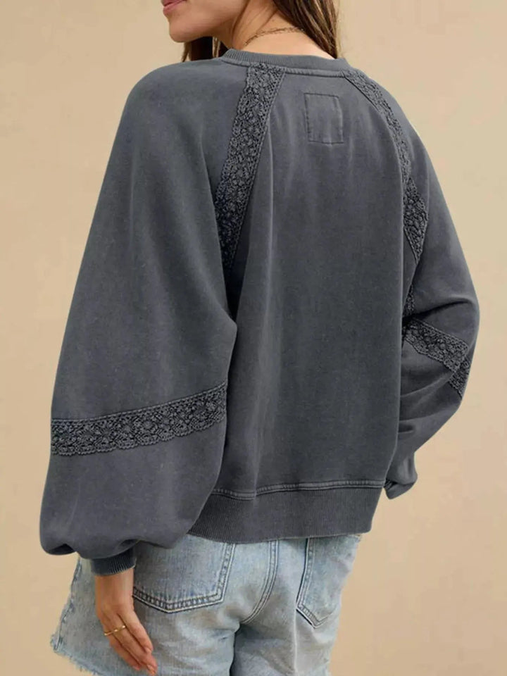 Sweatshirt Douillet à Détails en Dentelle pour un Look Chic Décontracté